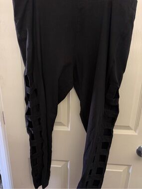 torrid women’s Black Ladder-Cut  Joggers